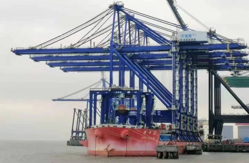 利維智能態(tài)勢與鋼結(jié)構(gòu)應(yīng)力監(jiān)控系統(tǒng)的應(yīng)用案例—海南洋浦4臺(tái)岸橋